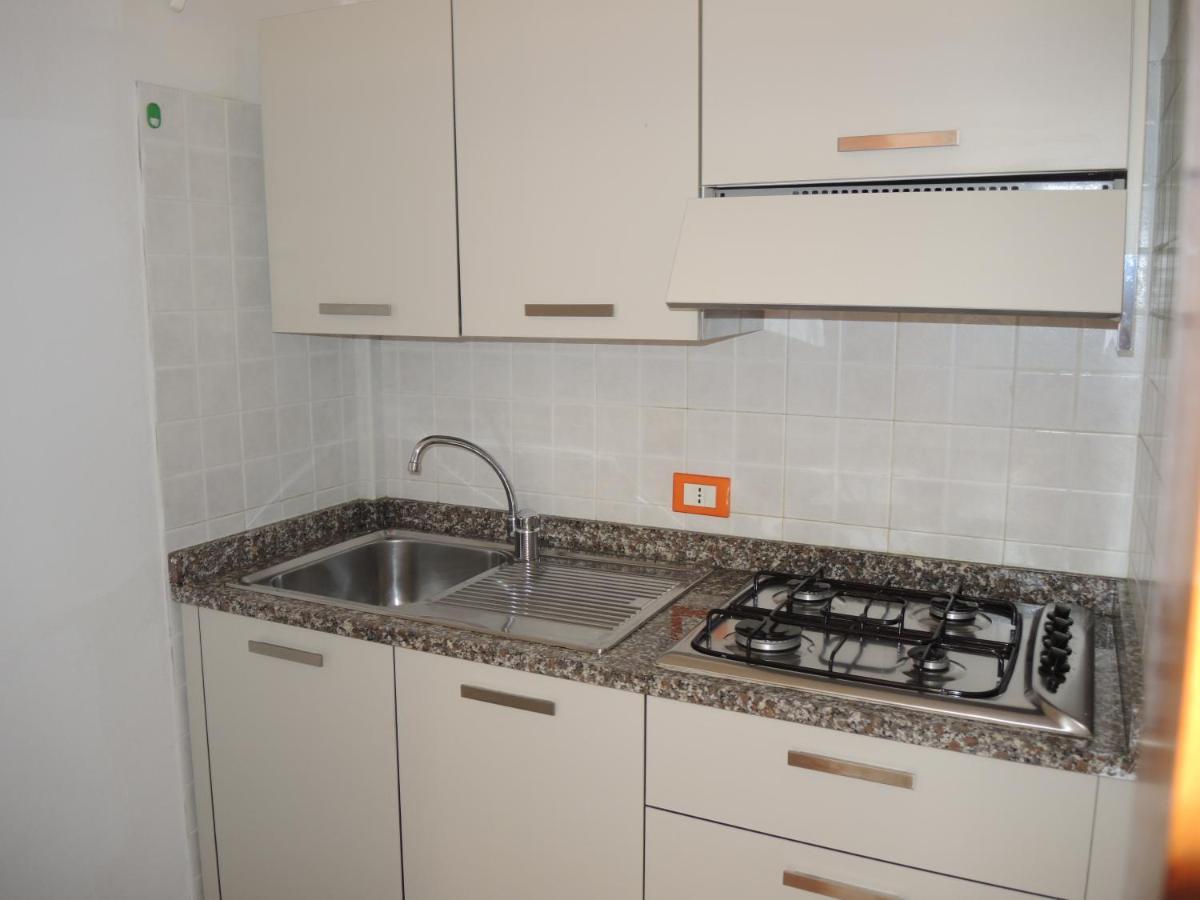 Condominio Corinzia Бибионе Екстериор снимка